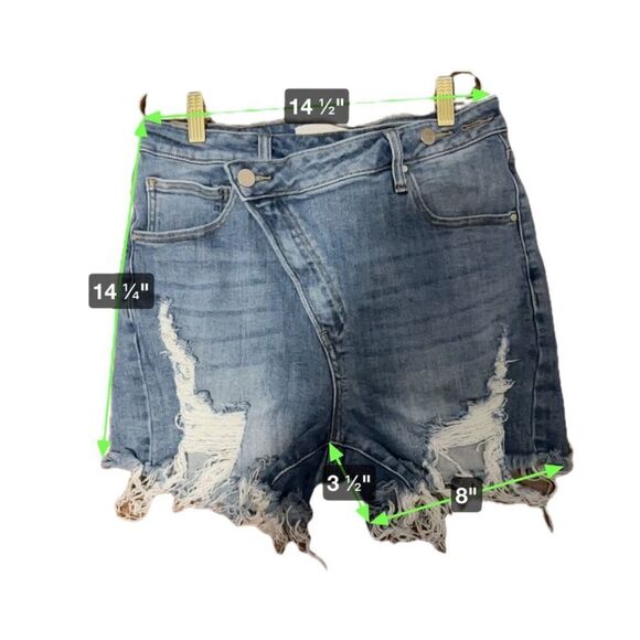 Risen‎ Taylor High Rise Crossover Waist Destroyed Denim Shorts Women's XL Blue - Picture 8 of 9